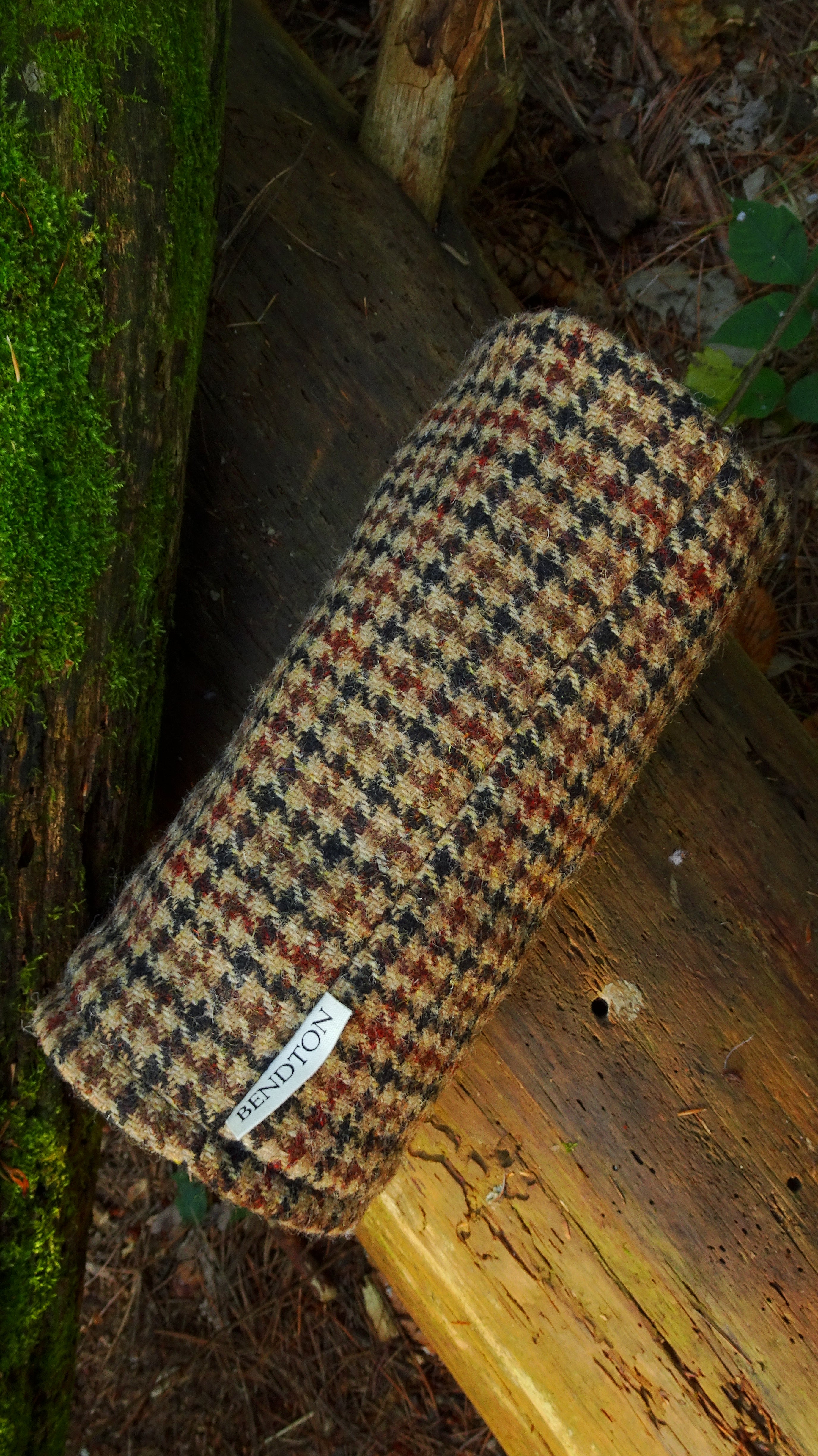 Chestnut Houndstooth