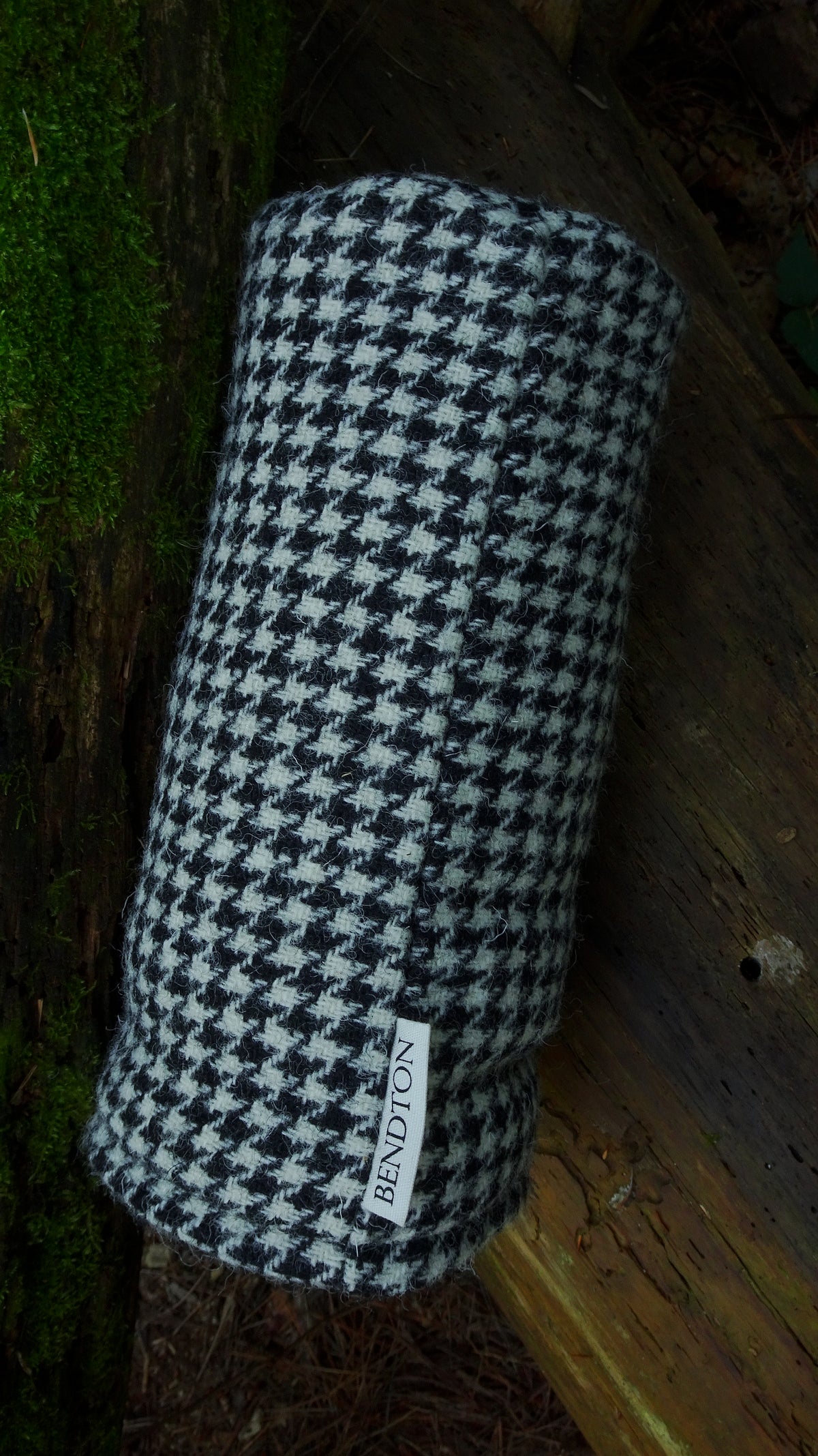 Noir Houndstooth