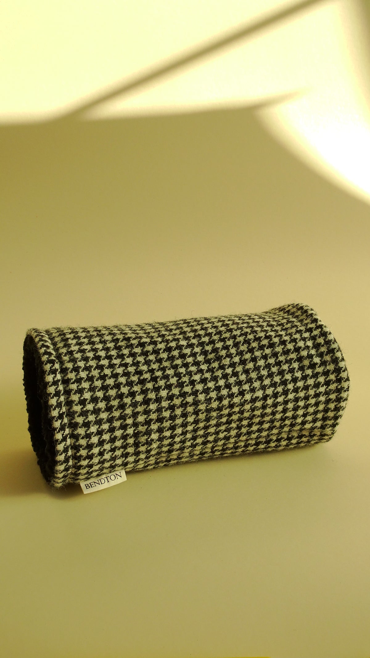 Noir Houndstooth