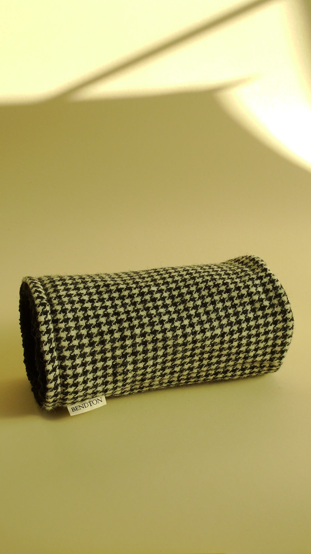 Noir Houndstooth