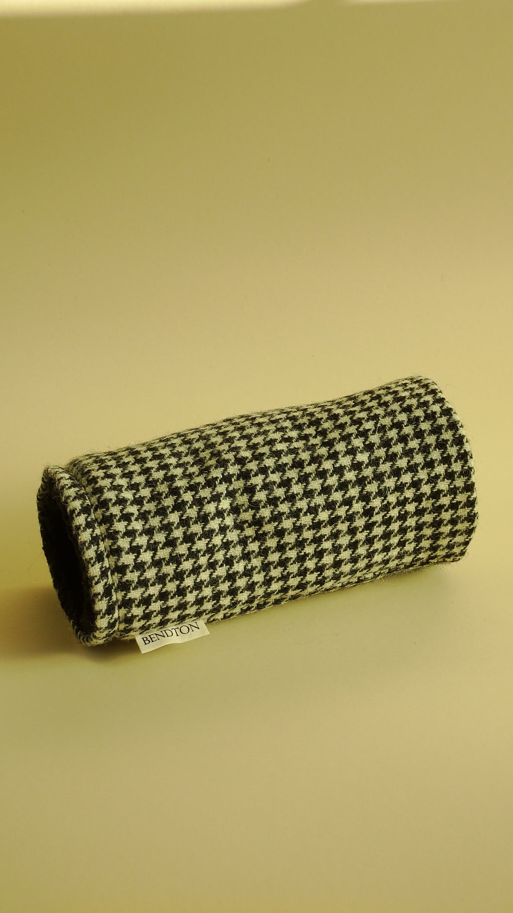 Noir Houndstooth