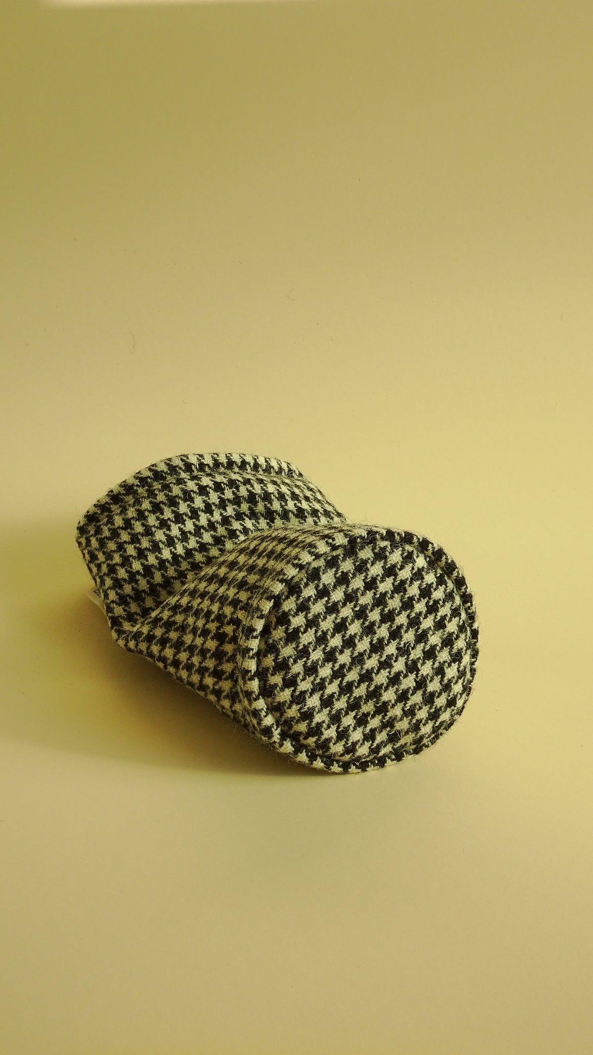 Noir Houndstooth