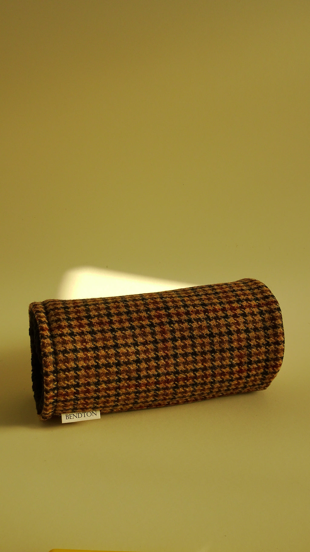 Chestnut Houndstooth