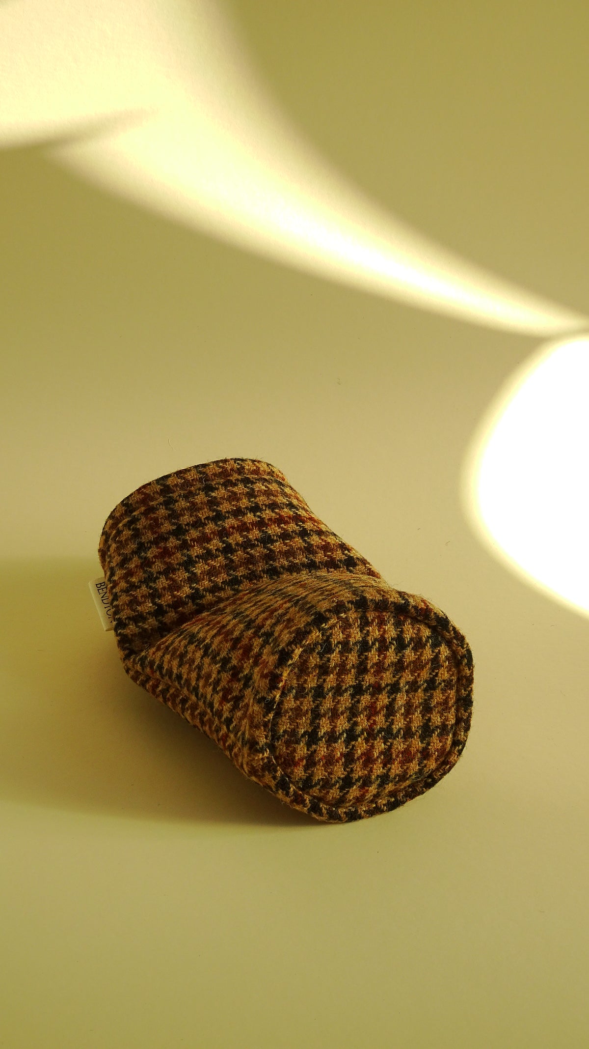 Chestnut Houndstooth